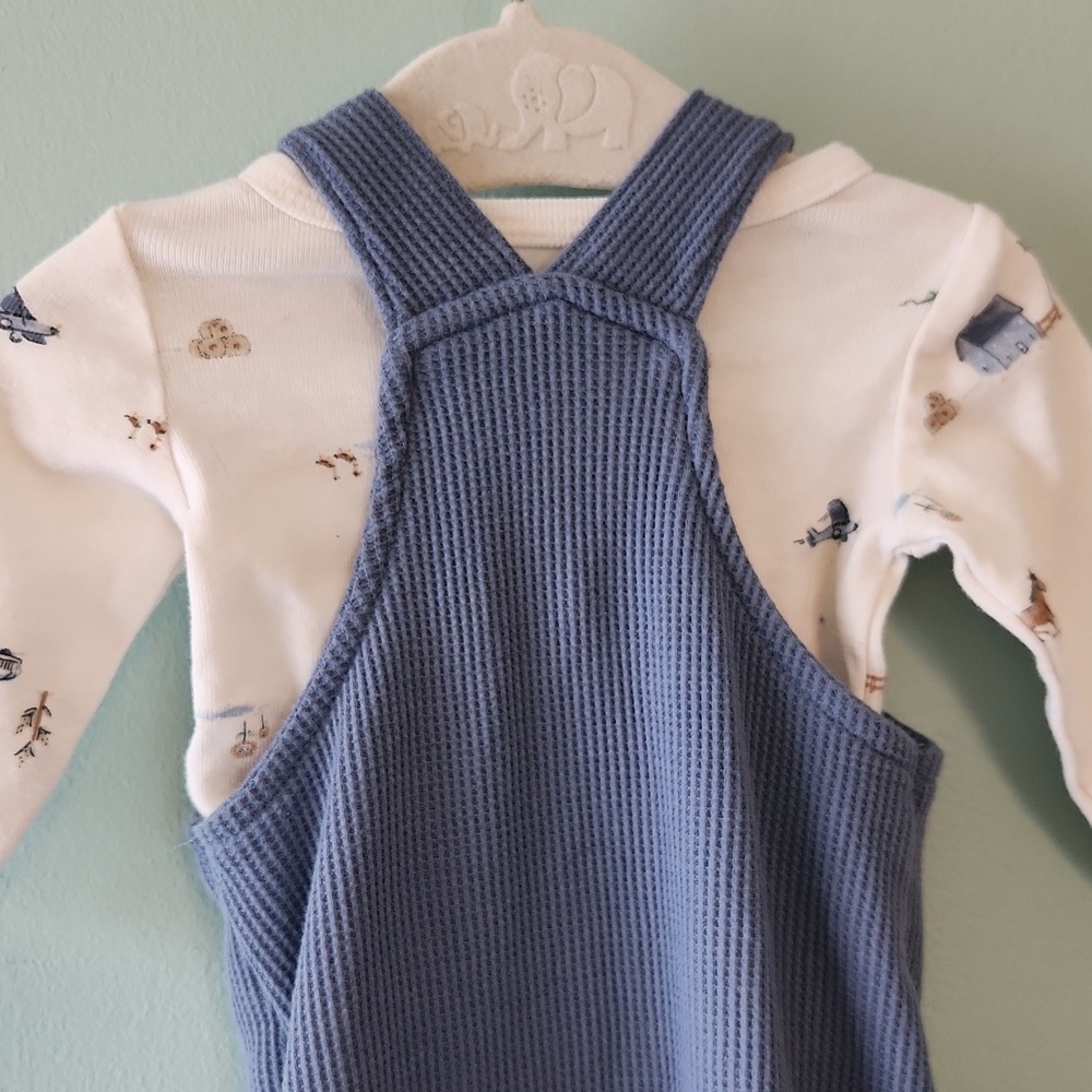 Carter’s Blue Romper Set - Picture 4 of 12